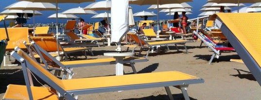 Bagno Onda Blu Village 72 is one of Beach Places.