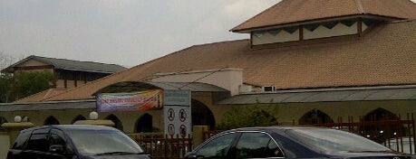 Masjid Abu Bakar Al-Siddiq is one of Baitullah : Masjid & Surau.