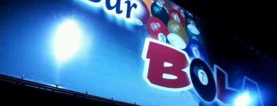 Snooker's Bar Bola 7 is one of A boa da night!.
