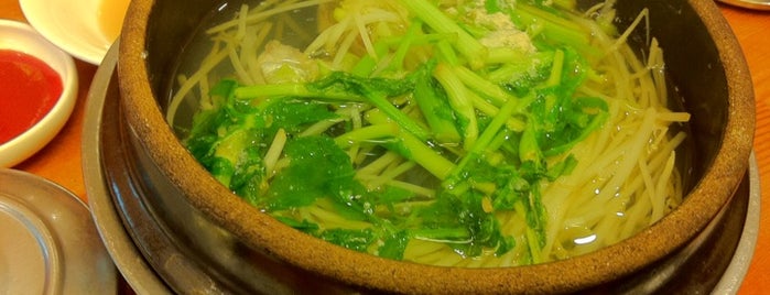 Kumsu Swellfish Soup is one of 부산.