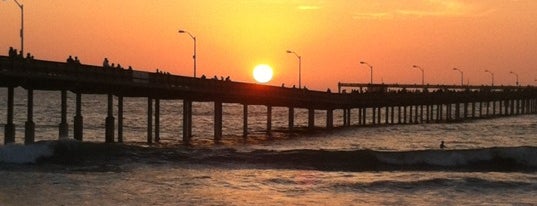 Ocean Beach Municipal Pier is one of Locais salvos de Claudia.