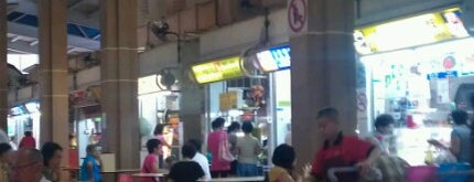 Kim Keat Palm Market & Food Centre is one of Food/Hawker Centre Trail Singapore.