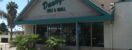 Danny's Deli & Grill is one of Tempat yang Disukai Laura.