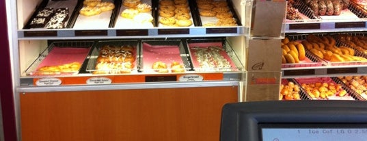 Dunkin' is one of Terecilleさんのお気に入りスポット.