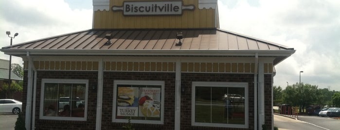 Biscuitville is one of Lugares favoritos de Brian.