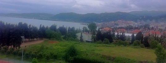 Trabzon Dünya Ticaret Merkezi is one of Lugares favoritos de Mehmet.