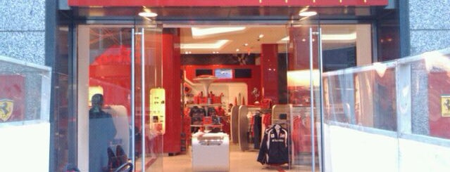 Ferrari Store is one of Tempat yang Disukai Misia.