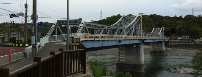 鹿島橋 is one of 国道152号.