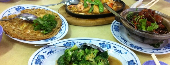 Kok Sen Restaurant is one of Singapore.