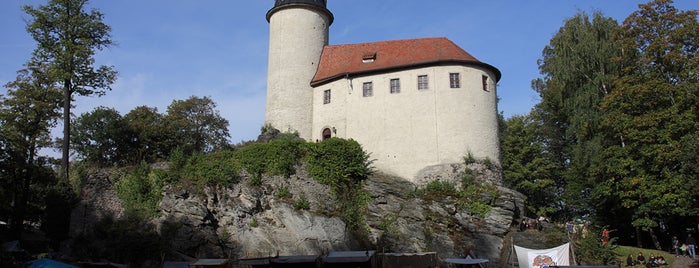 Burg Rabenstein is one of Burgen und Schlösser.