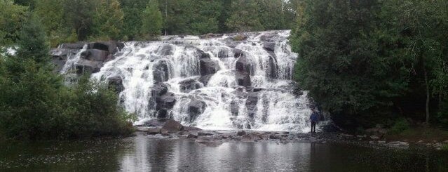 Bond Falls is one of Orte, die Consta gefallen.