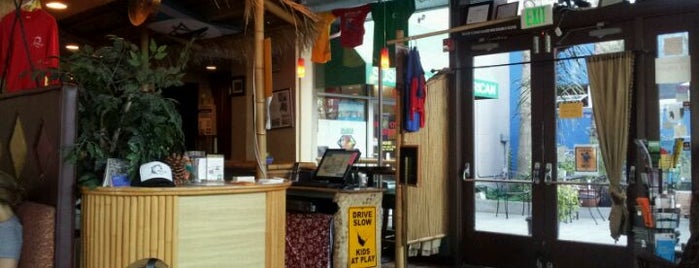 Surfrider Cafe is one of Tempat yang Disimpan kaleb.