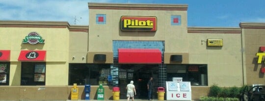 Pilot Travel Centers is one of Lisaさんのお気に入りスポット.