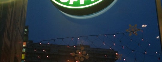 Starbucks is one of Must-visit Food in Москва.