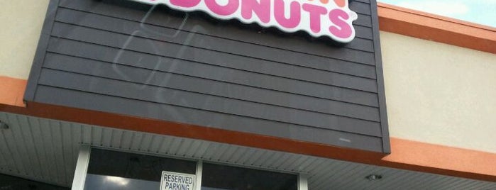 Dunkin' is one of Ian : понравившиеся места.