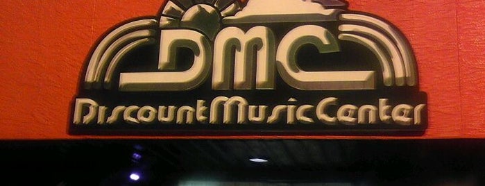 Discount Music Center is one of Orlando - Compras (Shopping).