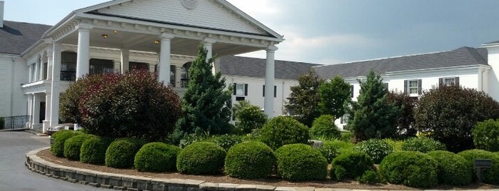 The Campbell House, Curio Collection by Hilton is one of Lieux qui ont plu à Michael.