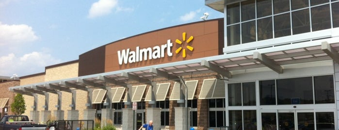 Walmart Supercenter is one of Shyloh : понравившиеся места.