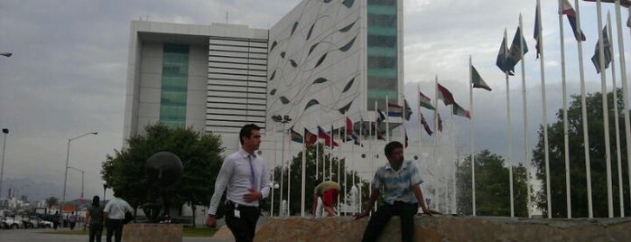 Consulado de Estados Unidos is one of Work.