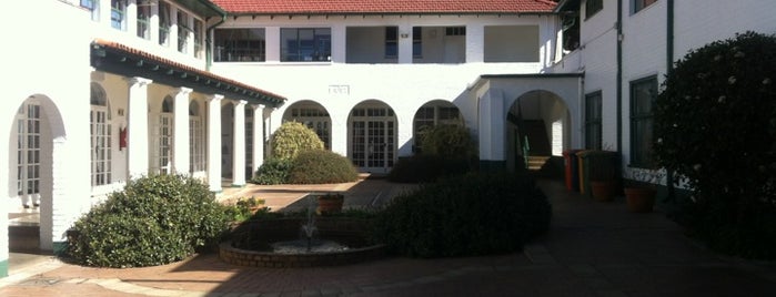 Roedean School is one of Orte, die Eugene gefallen.