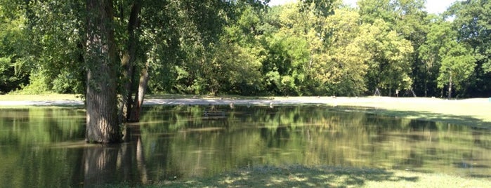 Helms Haven Park is one of Hines Drive parks for biking, blading or walking.