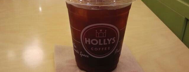 HOLLYS COFFEE is one of HOLLYS COFFEE (할리스).