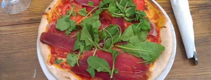 Pizzeria Jupiter is one of Posti che sono piaciuti a Anouk.