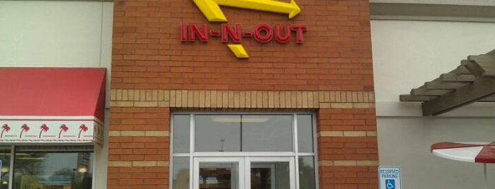 In-N-Out Burger is one of Marshie : понравившиеся места.