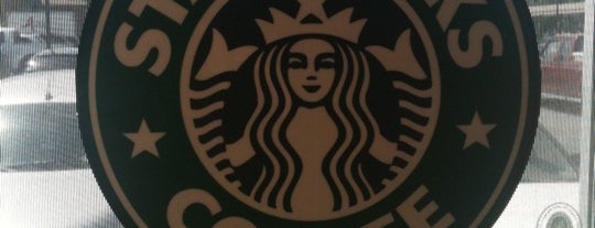 Starbucks is one of Orte, die Wesley gefallen.