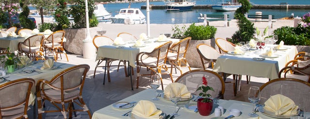 Kapetanova kuća is one of Top 10 restaurants in Dalmatia.