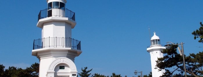 Ulgi Lighthouse is one of Korean Early Modern Architectural Heritage.