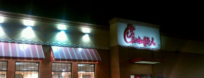 Chick-fil-A is one of Lugares favoritos de Mike.