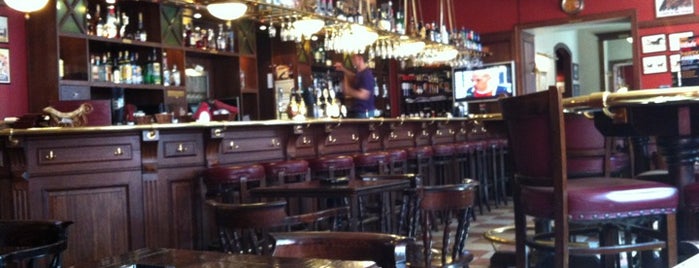 James Cook Pub is one of Lugares guardados de Veronika.