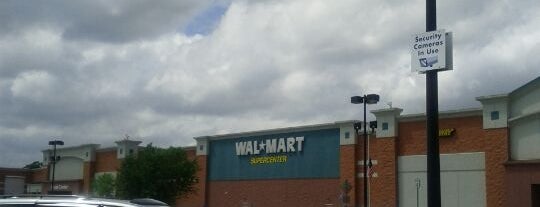 Walmart Supercenter is one of Tempat yang Disukai Ebonee.