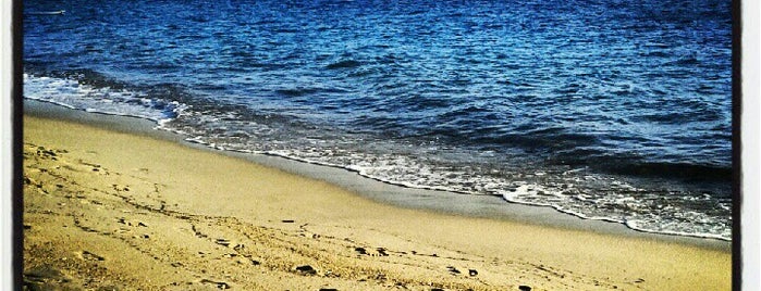 Agia Anna Beach is one of naxos.