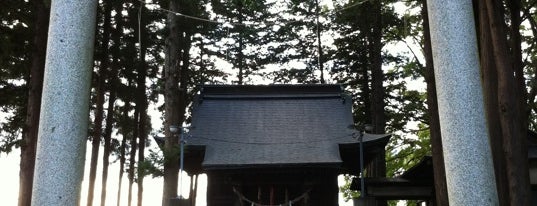 川留稲荷神社 is one of Shinto shrine in Morioka.