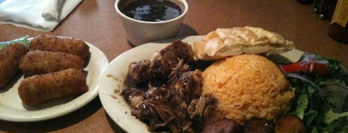 Papi's Cuban & Caribbean Grill is one of Ponce Life.