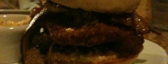 Western Steakburger is one of Locais salvos de Martin.