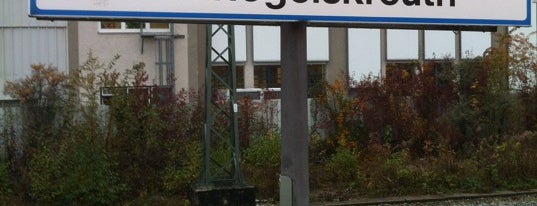 S Höllriegelskreuth is one of München S-Bahnlinie 7.