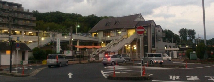 Takaida Station is one of 関西本線.