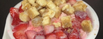 Cherry Berry Frozen Yogurt & Ice Cream is one of Favorite Restaurants.