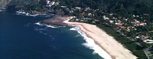 Praia de Itacoatiara is one of Praias de Niterói.