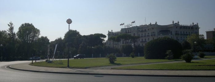 Piazzale Federico Fellini is one of Visit Rimini (Italy) #4sqcities.