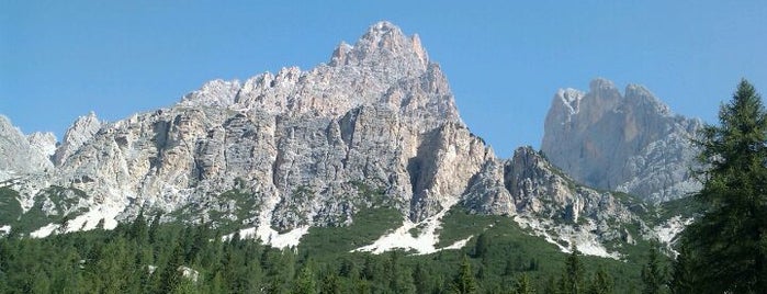 Passo Tre Croci is one of Traversata delle Alpi.