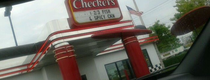 Checkers is one of Evil'in Beğendiği Mekanlar.