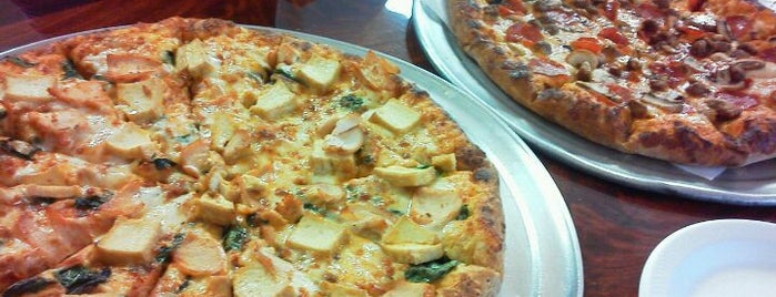 dean's pizza is one of Must-visit Food in Long Beach.