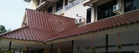 Kantor Kecamatan Kebayoran Lama is one of Perkantoran Pemerintah / Swasta.