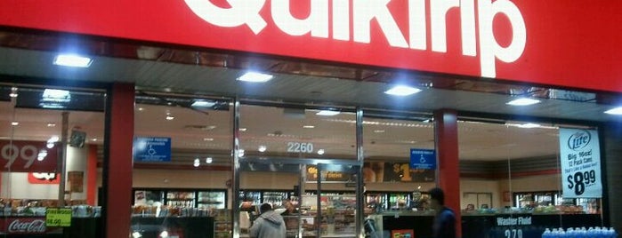 QuikTrip is one of สถานที่ที่ Michael ถูกใจ.