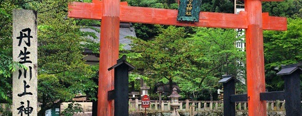 丹生川上神社 中社 is one of 二十二社.