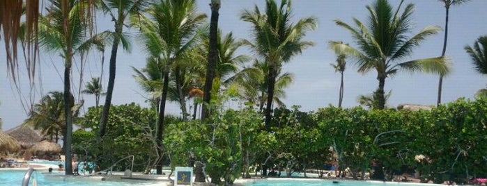 Iberostar Dominicana is one of Tempat yang Disukai Tammy.